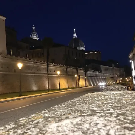 Hotel Pellegrino E Pace-2